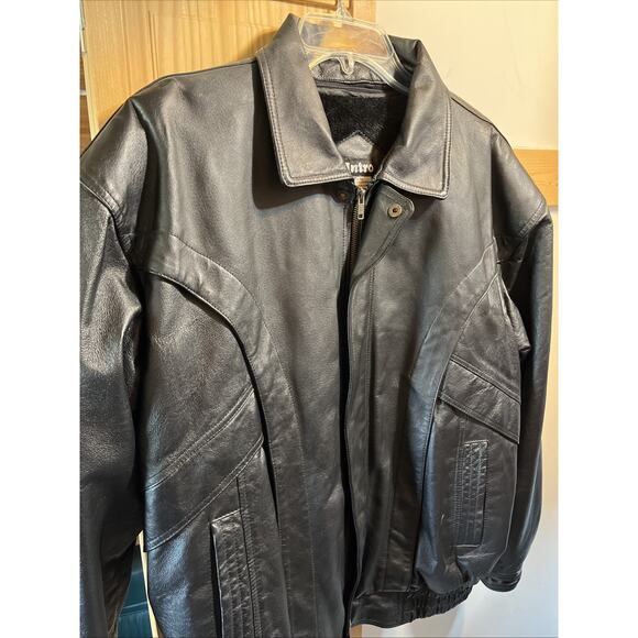 Intro Men’s Bomber Leather Jacket Size XL Y2K Vintage Black Long Sleeve Full Zip - Picture 2 of 10